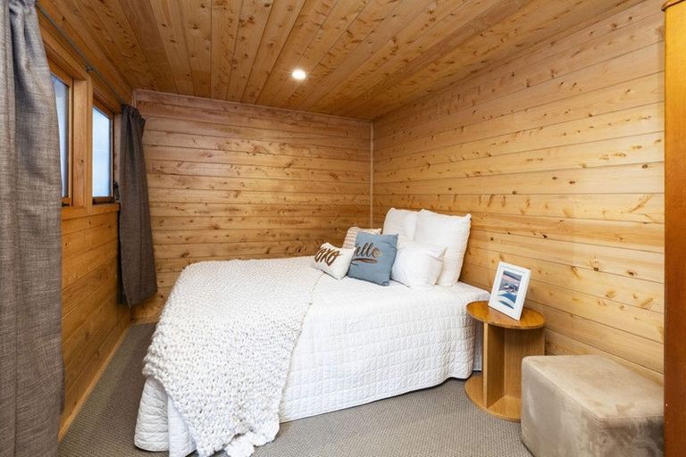 Photo of property in 2/11 Duncan Street, Sumner, Christchurch, 8081