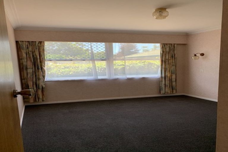 Photo of property in 442a Great South Road, Opaheke, Papakura, 2113