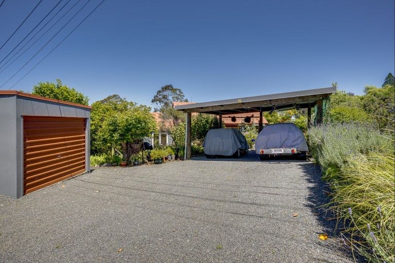 Photo of property in 37 Abbotsford Road, Waipawa, 4210