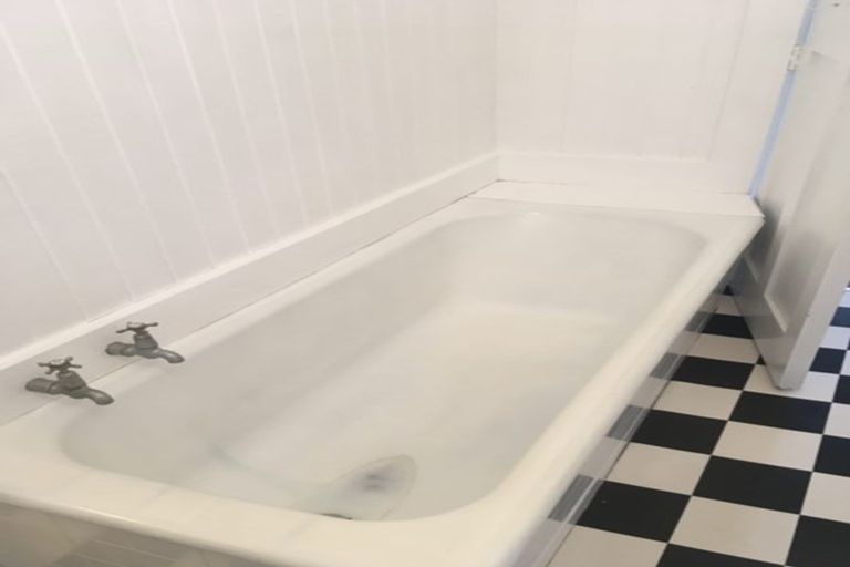 Photo of property in 1 Jellicoe Street, Ruawai, 0530