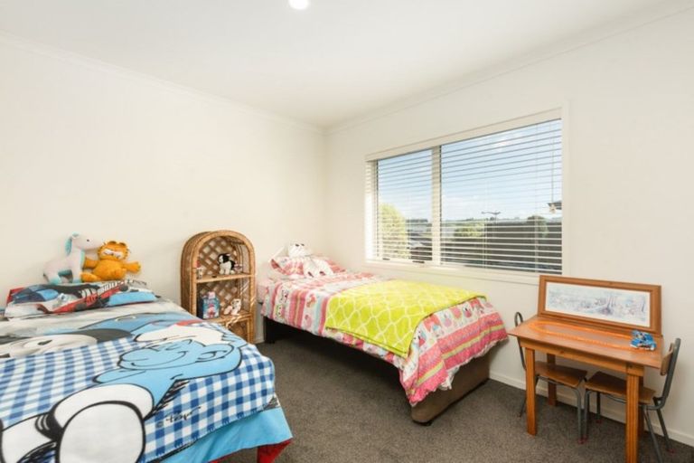 Photo of property in 22 Ellesmere Close, Pyes Pa, Tauranga, 3112