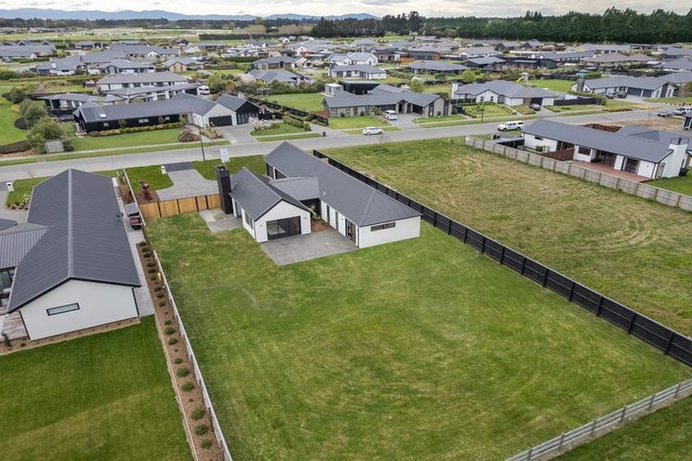 Photo of property in 145 Silver Peaks Drive, West Melton, 7618