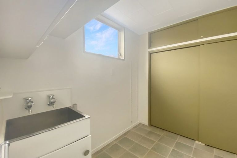 Photo of property in 2a Rawhiti Place, Saint Johns Hill, Whanganui, 4501