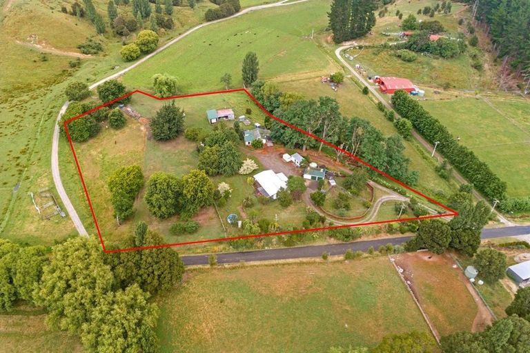 Photo of property in 198 Ormond Valley Road, Ormond, Gisborne, 4071