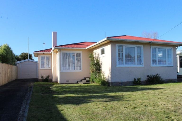 Photo of property in 5 Marriner Street, Highbury, Palmerston North, 4412