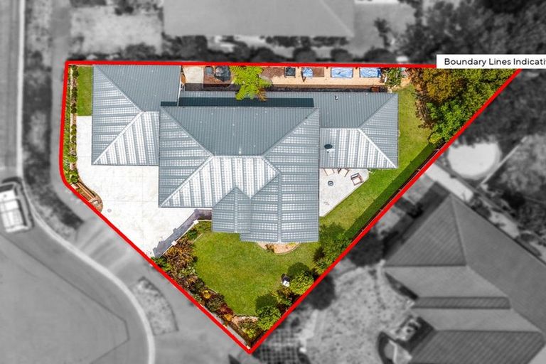 Photo of property in 19 Courtfield Close, Parklands, Christchurch, 8083