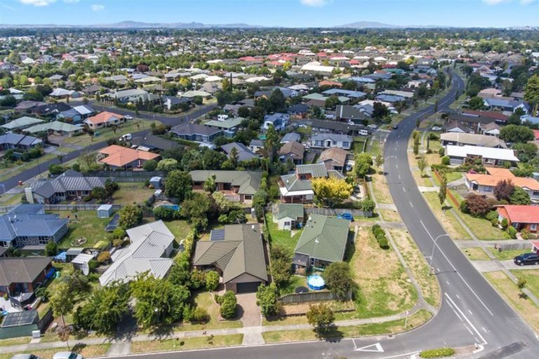 Photo of property in 4 Spinnaker Drive, Flagstaff, Hamilton, 3210