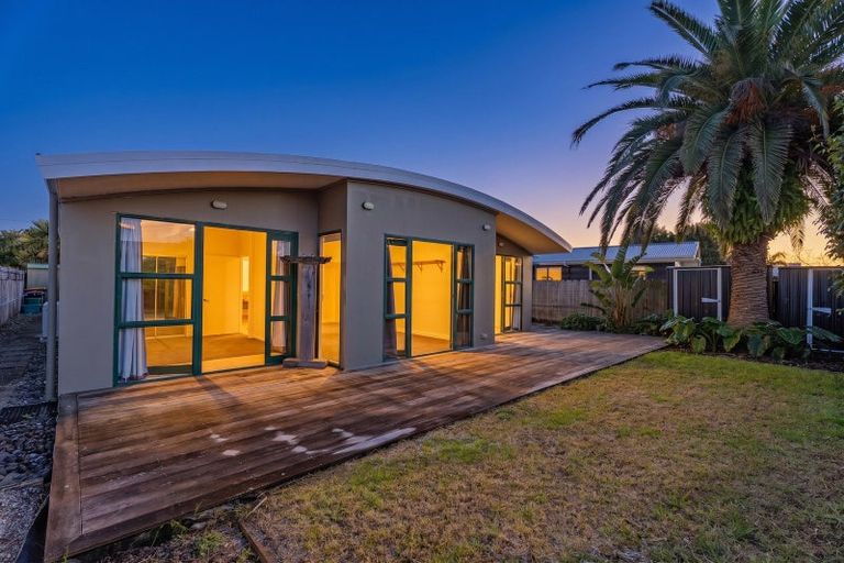 Photo of property in 51a Cook Drive, Whitianga, 3510
