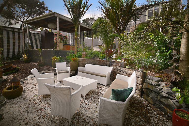 Photo of property in 12 Kendale Drive, Leigh, 0985