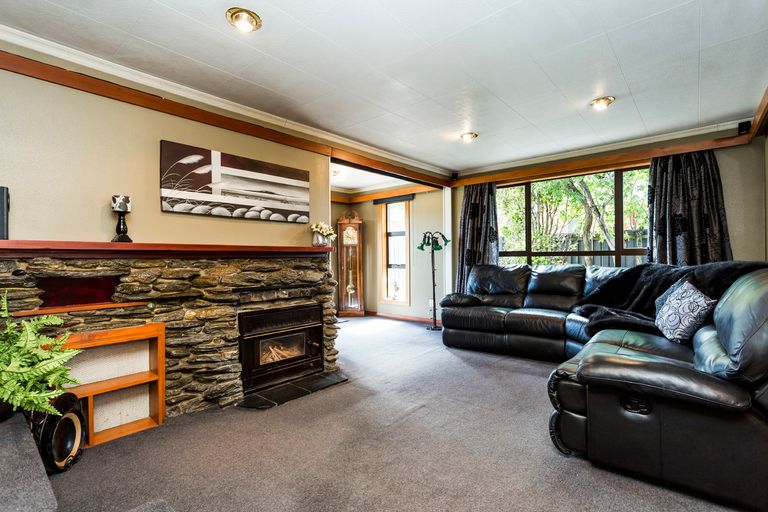 Photo of property in 17 Thames Street, Mosgiel, 9024