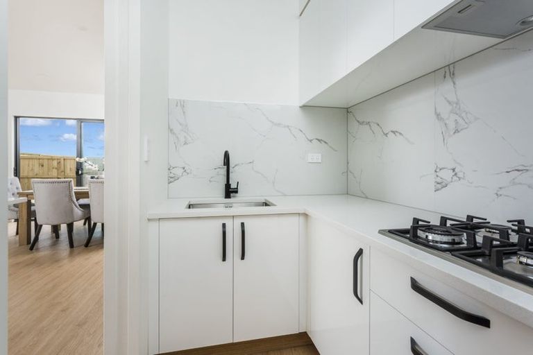 Photo of property in 75 Clarks Beach Road, Clarks Beach, 2122