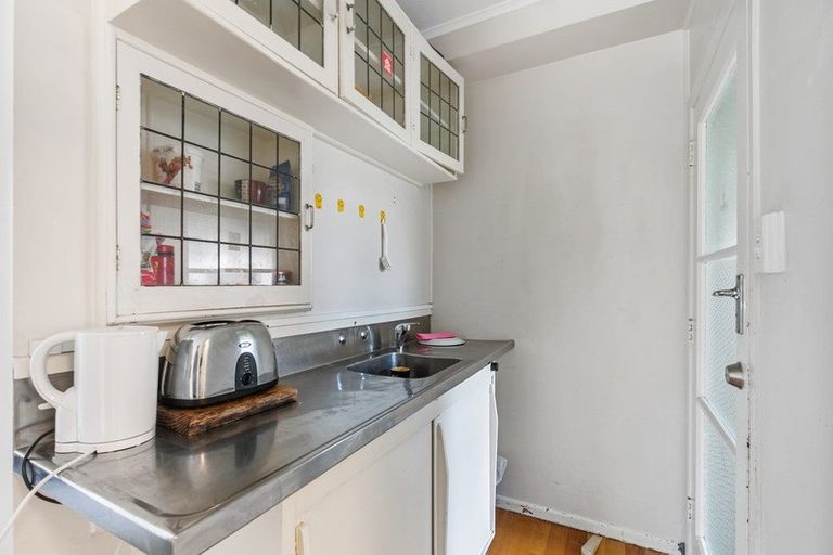 Photo of property in 12-14 Clevedon Road, Papakura, 2110