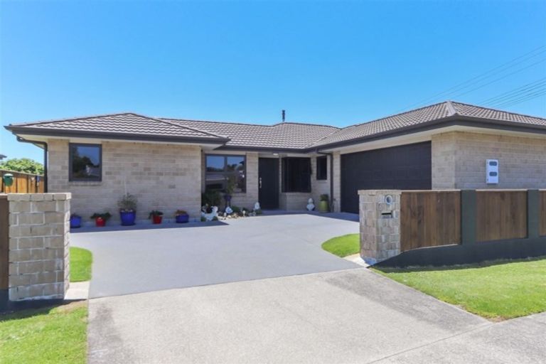 Photo of property in 16 Brookes Street, Inglewood, 4330