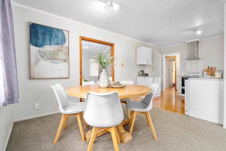 Photo of property in 11 Otuhiwai Crescent, Tikipunga, Whangarei, 0112