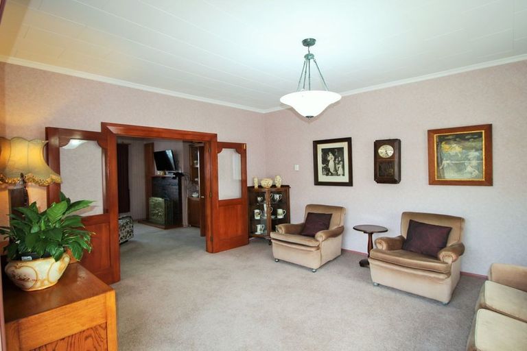 Photo of property in 17 Towey Street, Holmes Hill, Oamaru, 9401