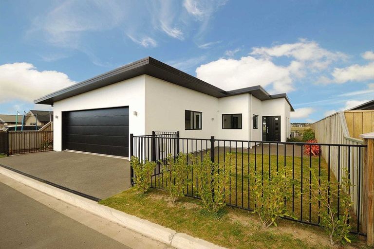 Photo of property in 125 Infinity Drive, Pegasus, 7612