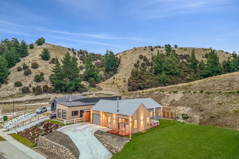 Photo of property in 46 Atkins Road, Luggate, Wanaka, 9382