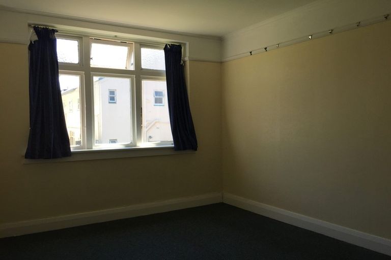 Photo of property in 1/60 Brougham Street, Mount Victoria, Wellington, 6011