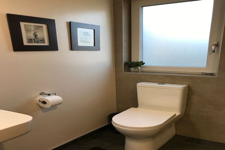 Photo of property in 22 Woodlau Rise, Huntsbury, Christchurch, 8022