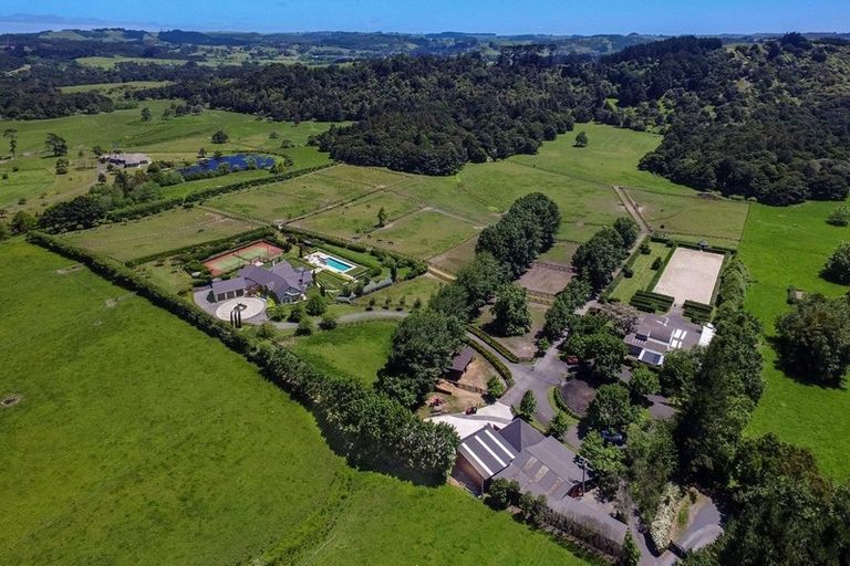 Photo of property in 314 Matua Road, Kumeu, 0891