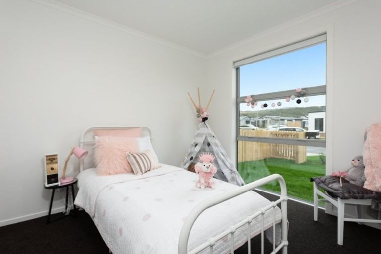 Photo of property in 17 Foley Grove, Pyes Pa, Tauranga, 3110