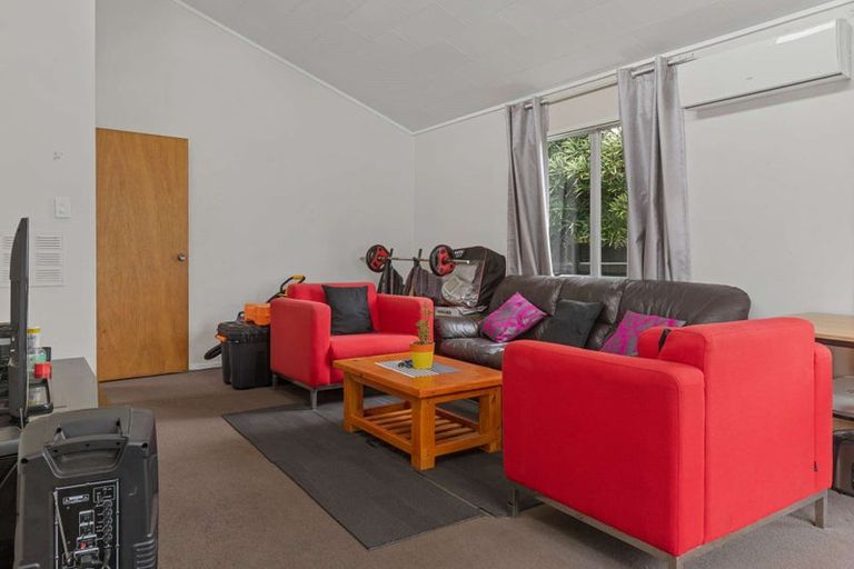 Photo of property in 49c Mahoe Street, Melville, Hamilton, 3206