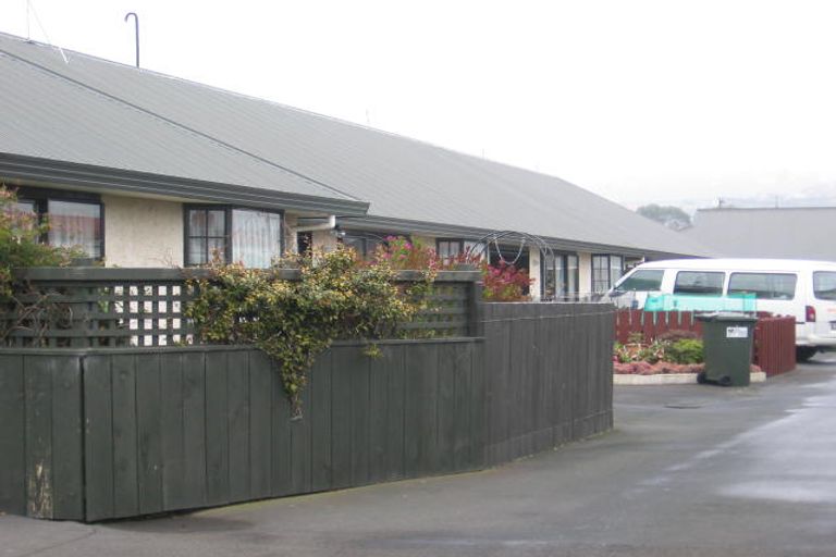 Photo of property in 18e Dick Street, South Dunedin, Dunedin, 9012