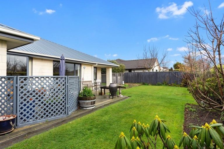 Photo of property in 2 Annaby Drive, Northwood, Christchurch, 8051