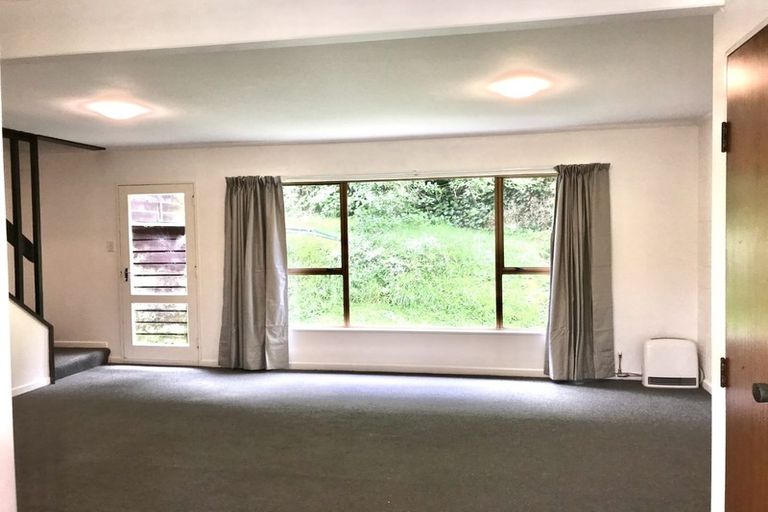 Photo of property in 91a Churton Drive, Churton Park, Wellington, 6037