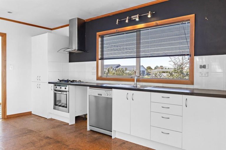 Photo of property in 41 Charles Street, Carterton, 5713