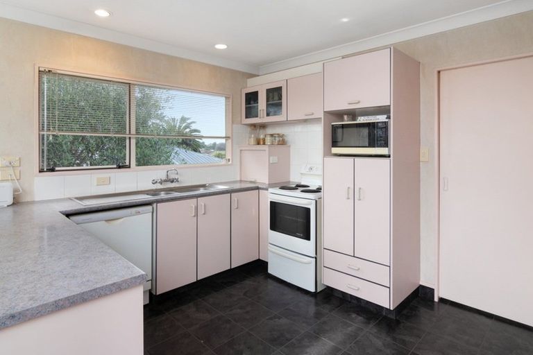 Photo of property in 23a Bayfair Drive, Mount Maunganui, 3116