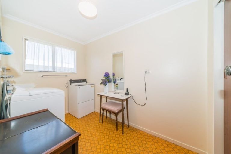 Photo of property in 26 Humphries Place, Awapuni, Palmerston North, 4412