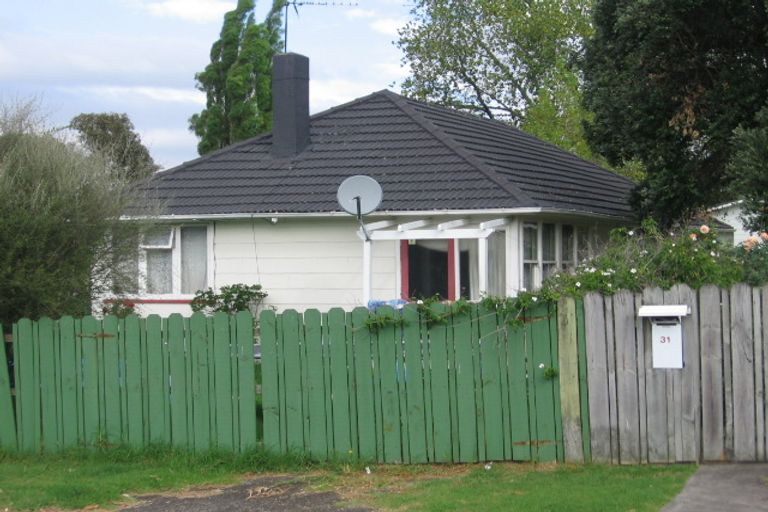Photo of property in 33 Hill Crescent, New Lynn, Auckland, 0600