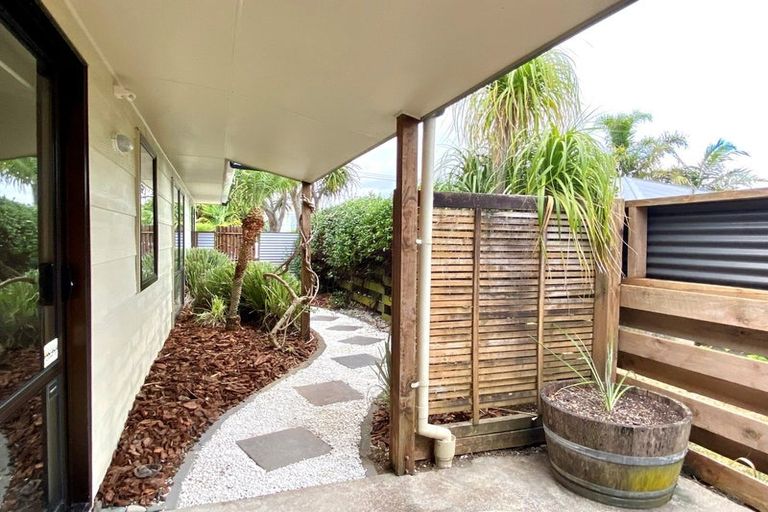 Photo of property in 93a Simpson Road, Papamoa Beach, Papamoa, 3118