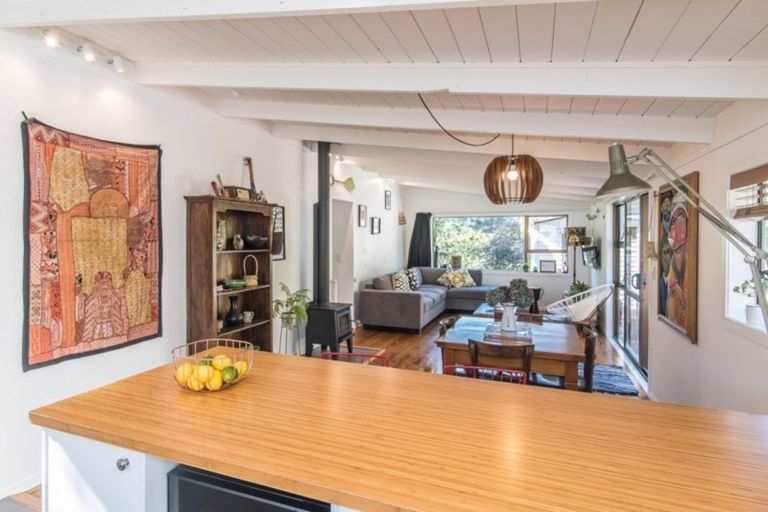 Photo of property in 34 Gavin Road, Raumati Beach, Paraparaumu, 5032