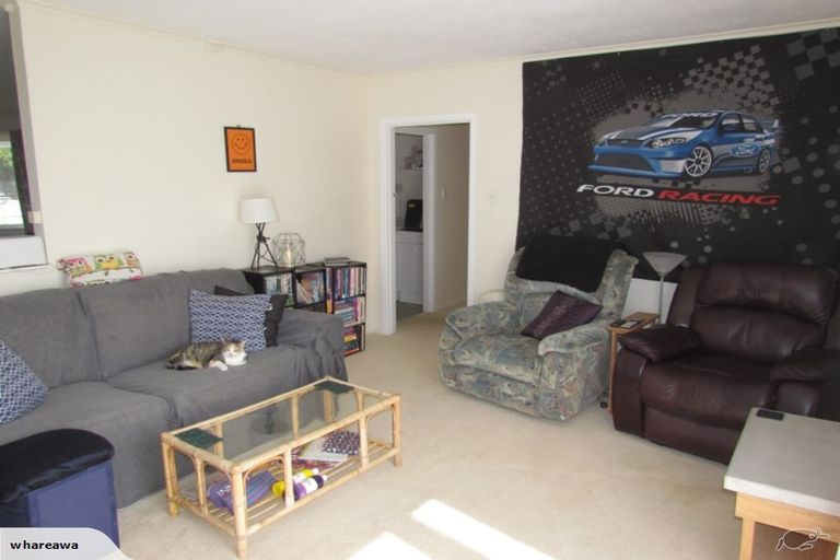 Photo of property in 64 Port Street West, Feilding, 4702