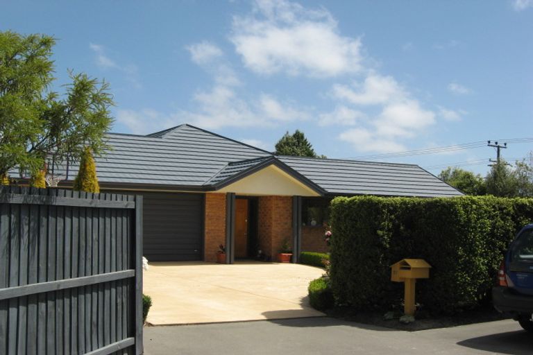Photo of property in 57 Chesterfield Mews, Russley, Christchurch, 8042