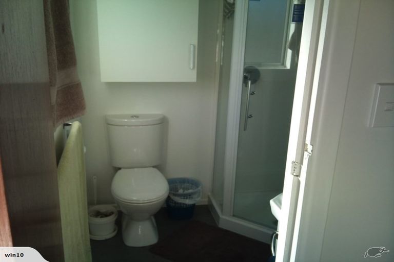 Photo of property in 92 Russell Terrace, Berhampore, Wellington, 6023