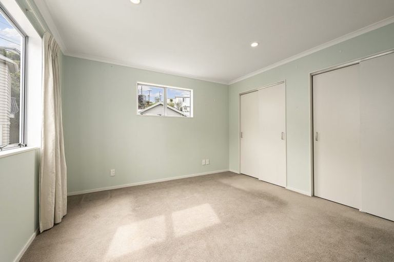 Photo of property in 52 Fortunatus Street, Brooklyn, Wellington, 6021