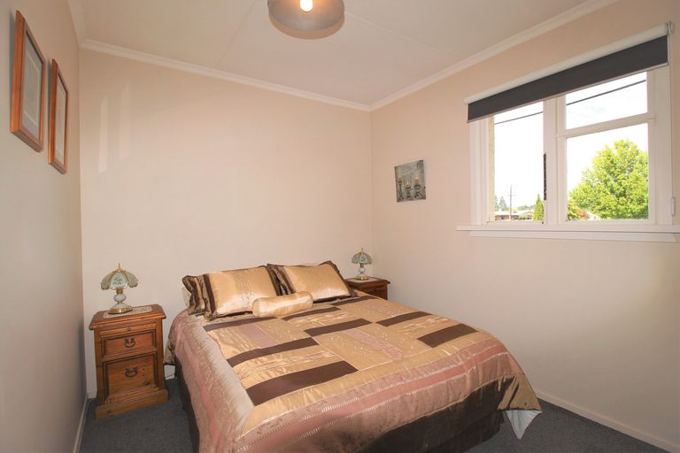 Photo of property in 54 Shannon Street, Alexandra, 9320