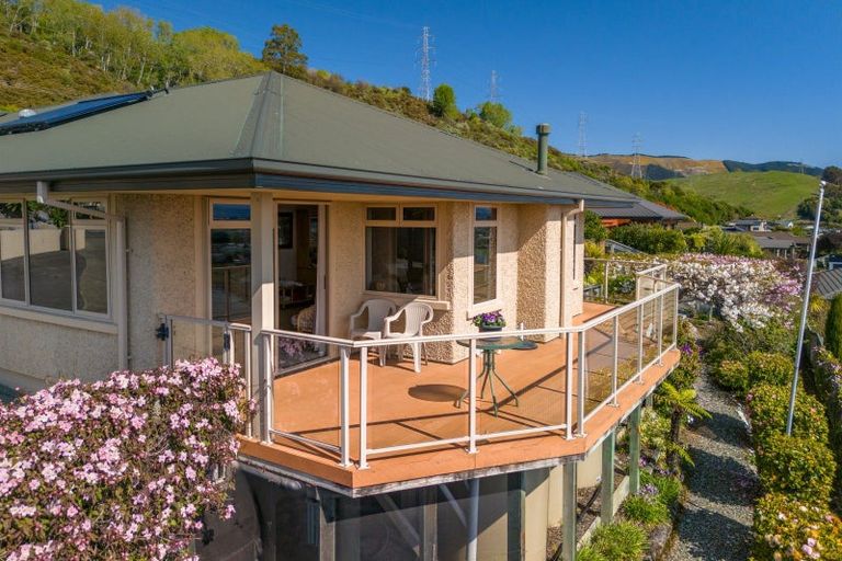 Photo of property in 6 Norfolk Place, Stoke, Nelson, 7011