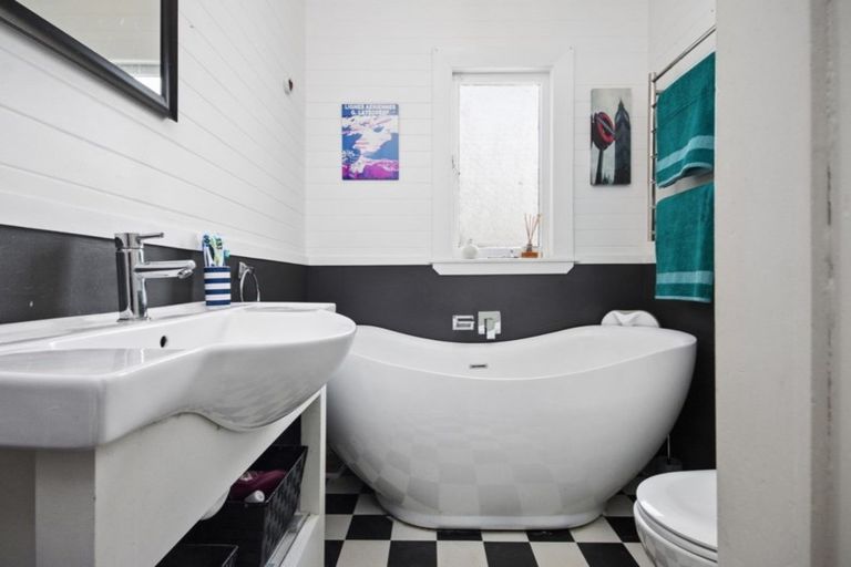 Photo of property in 98a Victoria Street, Pukekohe, 2120