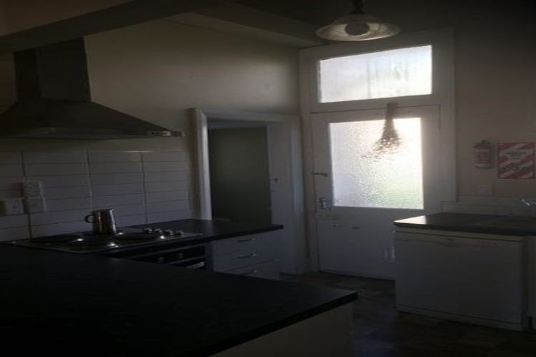 Photo of property in 13 Brougham Street, Mount Victoria, Wellington, 6011