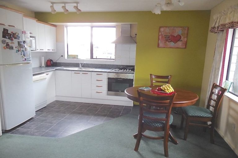 Photo of property in 19a Northcote Road, Northcote, Christchurch, 8052