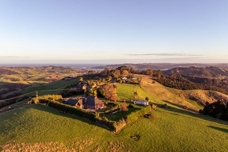 Photo of property in 187 Maungatawhiri Road, Raglan, 3295