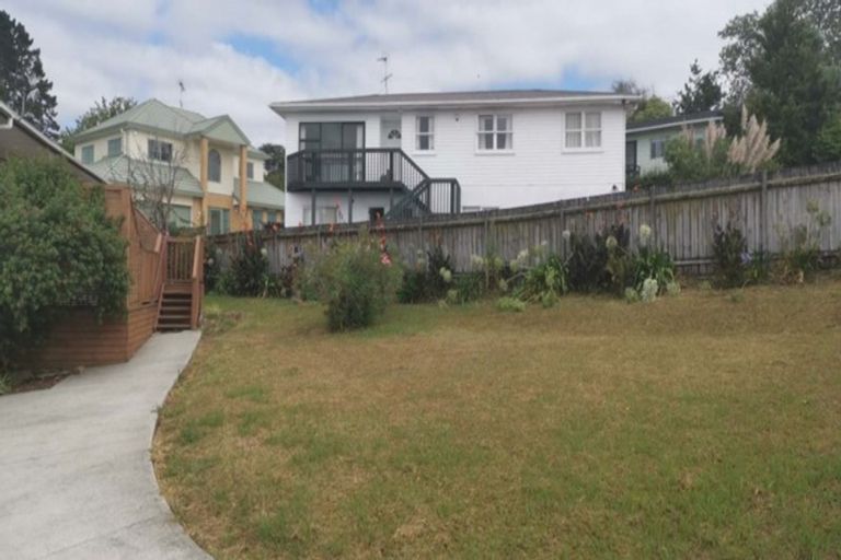 Photo of property in 56 Rua Road, Glen Eden, Auckland, 0602