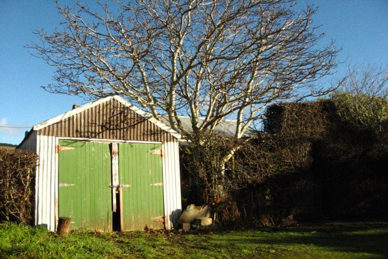 Photo of property in 18 Almond Street, Waitati, 9085