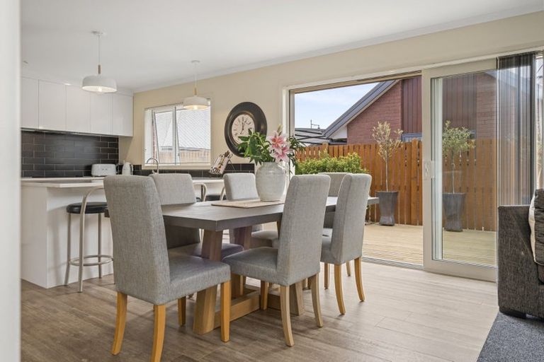 Photo of property in 9 Clifford Close, Leamington, Cambridge, 3432