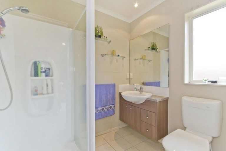 Photo of property in 47 Turnberry Drive, Wattle Downs, Auckland, 2103