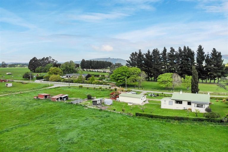Photo of property in 107 Timaru Road, Waimate, 7980